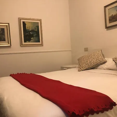 Castello First-3